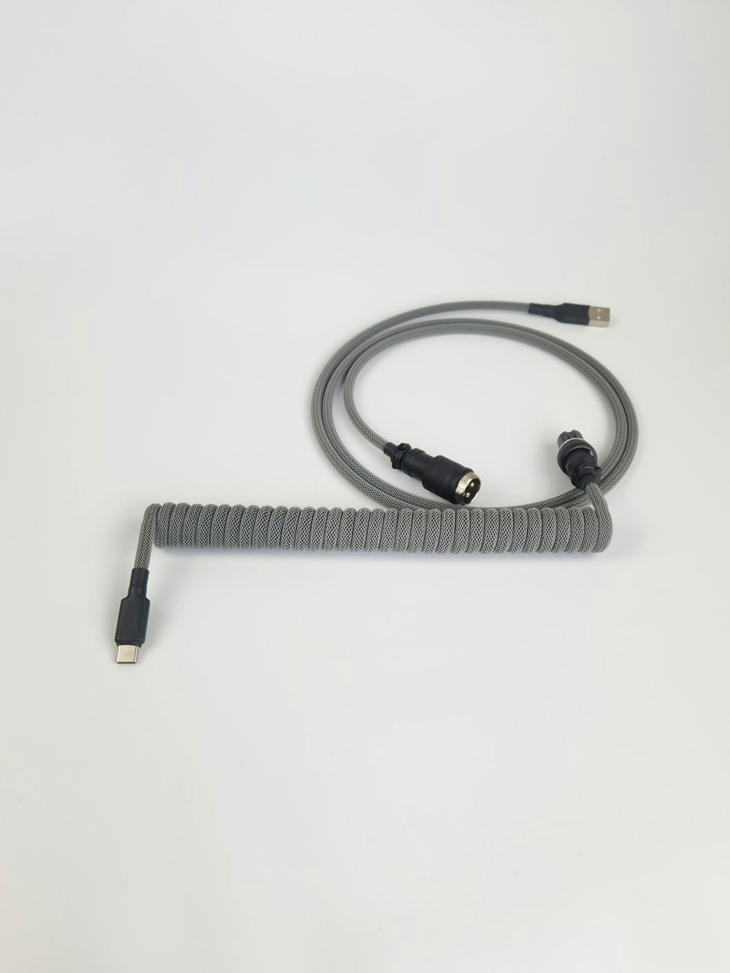 Grey Cable - Coiled - Matte black Aviator